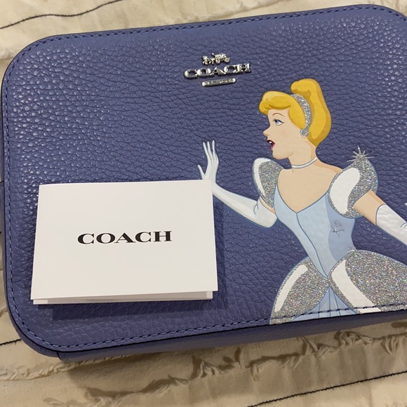 NWT SOLD OUT Cinderella Coach purse - Picture 3 of 3